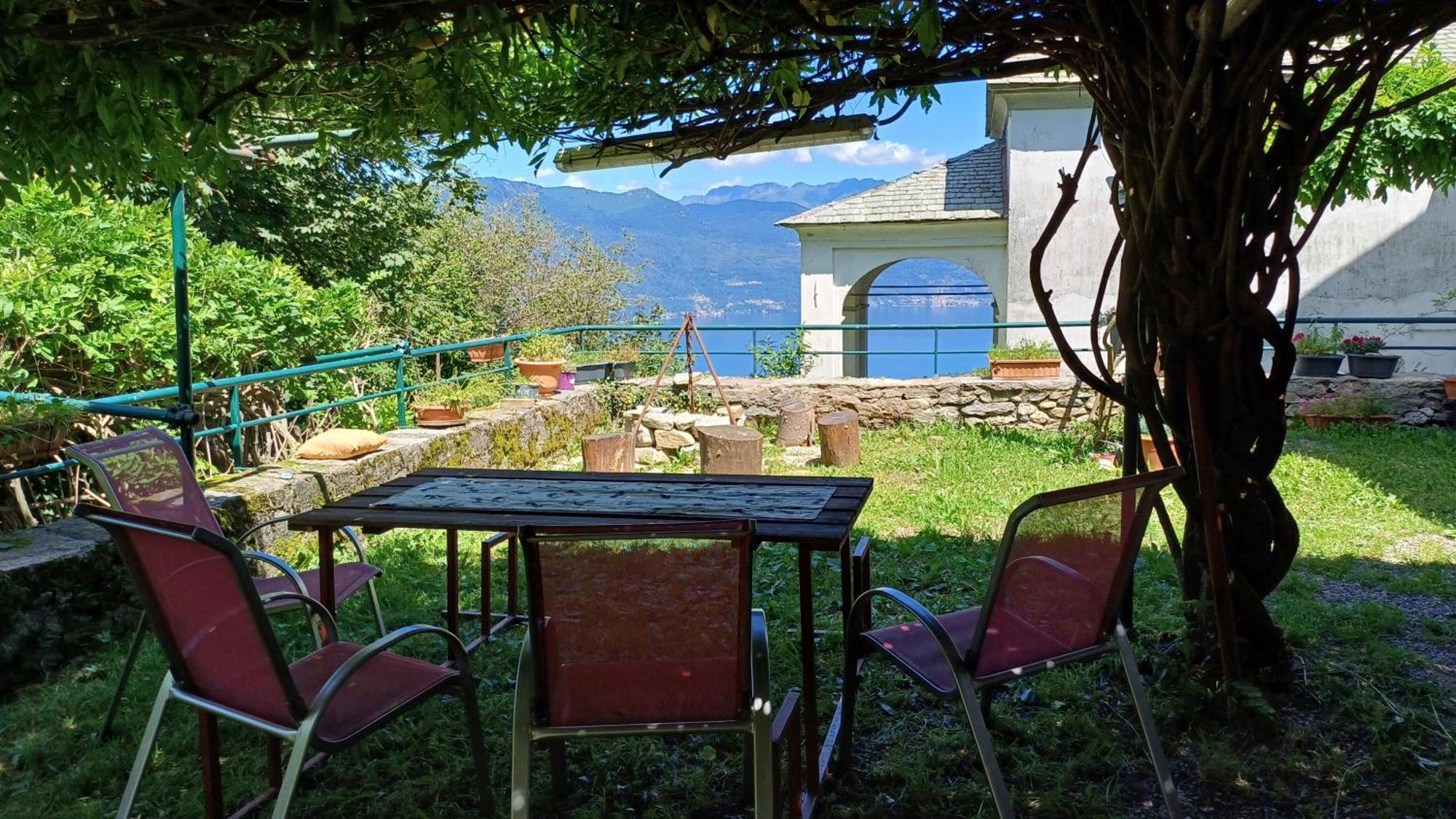 La Stanza Del Bosco Apartment Arcumeggia Exterior photo